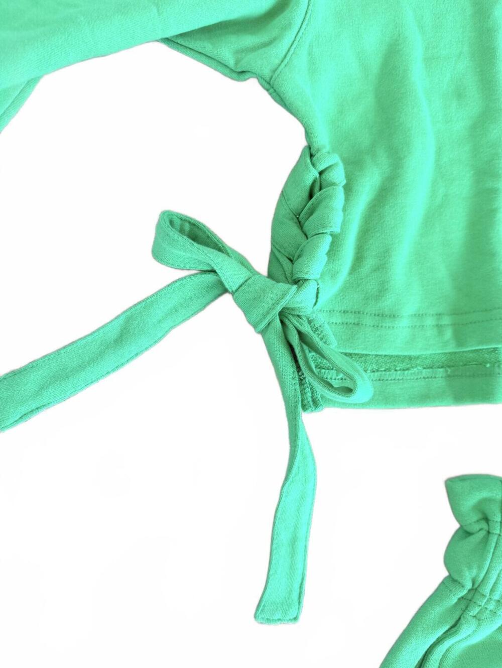 La Porte Green Two-Piece Crop Top and Wide-Leg Pants Set - Picture 5 of 8